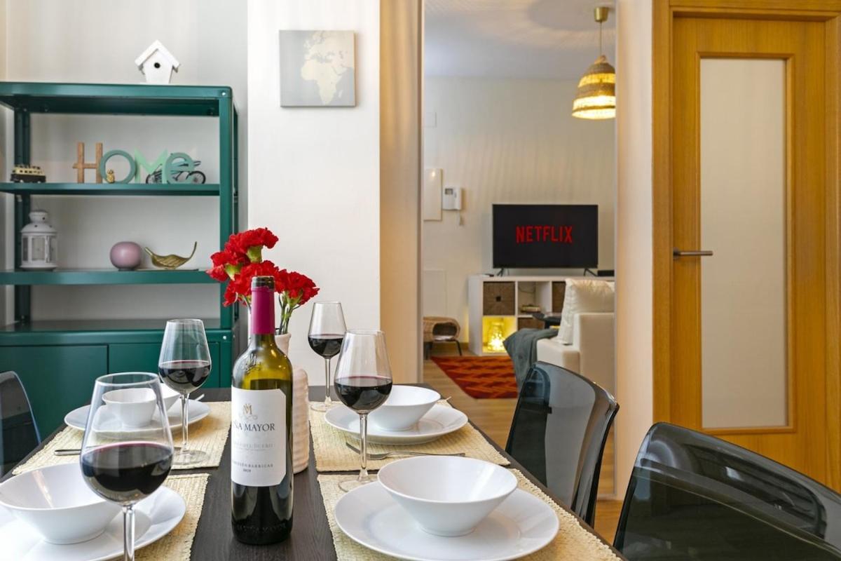 -Malagasunapts- Privateterrace Freeparking Pool Bagian luar foto